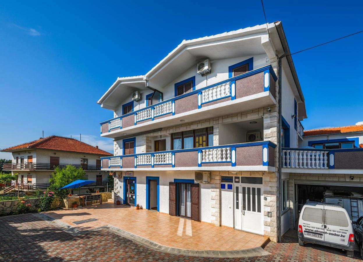 Apartmani Nena ザダル エクステリア 写真