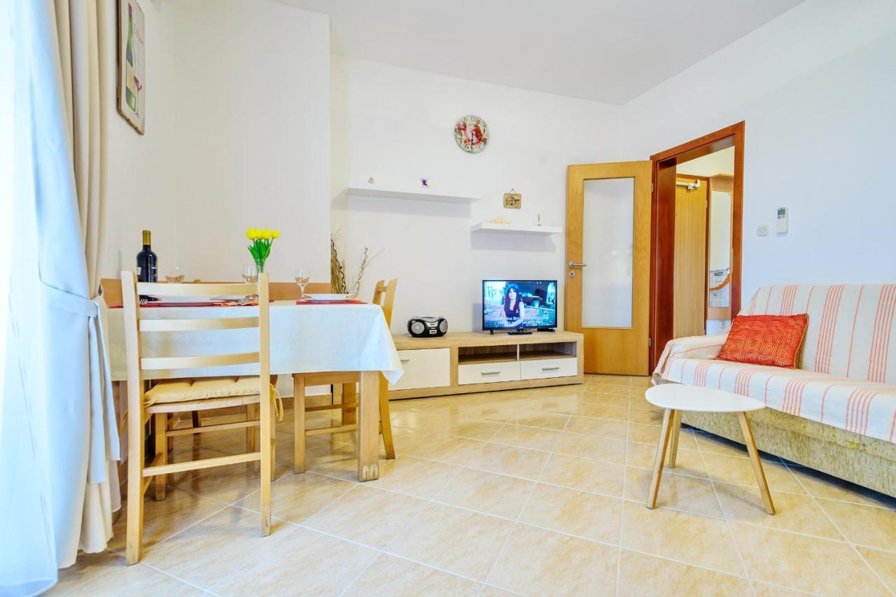 Apartmani Nena ザダル エクステリア 写真