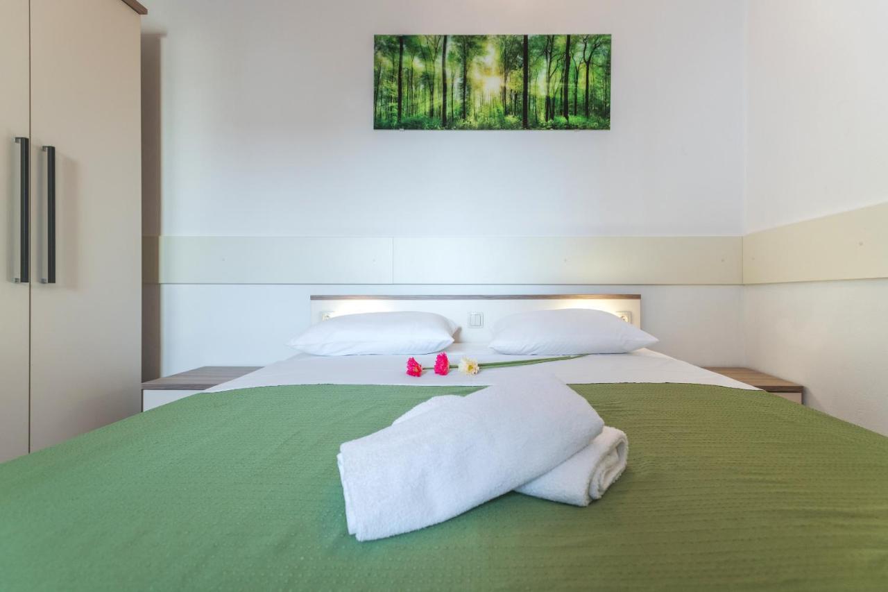 Apartmani Nena ザダル エクステリア 写真