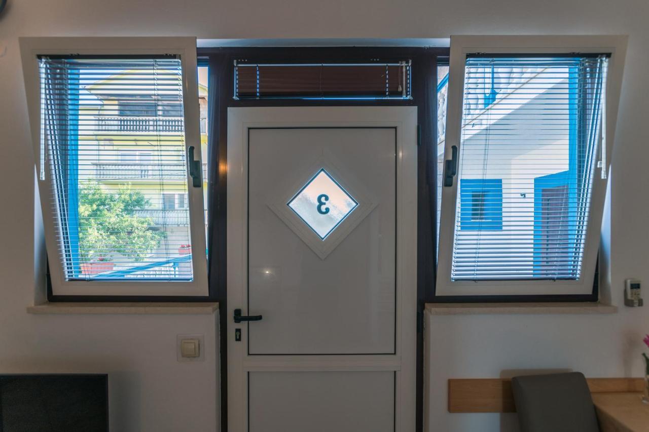 Apartmani Nena ザダル エクステリア 写真
