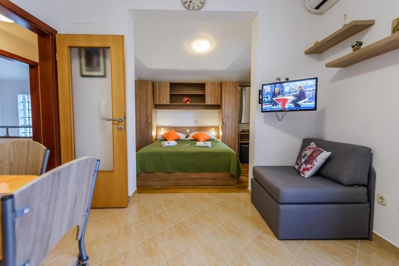 Apartmani Nena ザダル エクステリア 写真