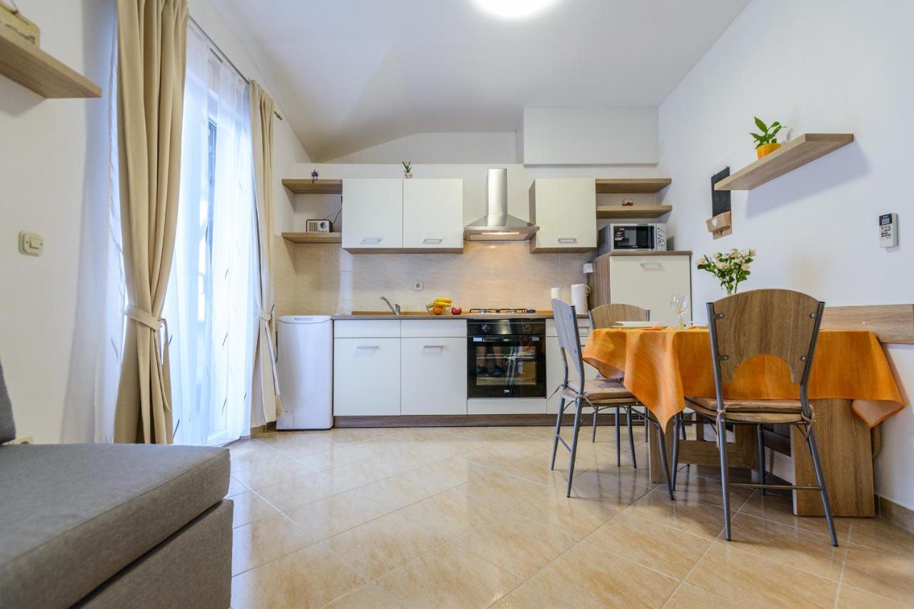 Apartmani Nena ザダル エクステリア 写真