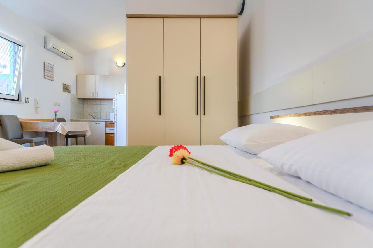 Apartmani Nena ザダル エクステリア 写真