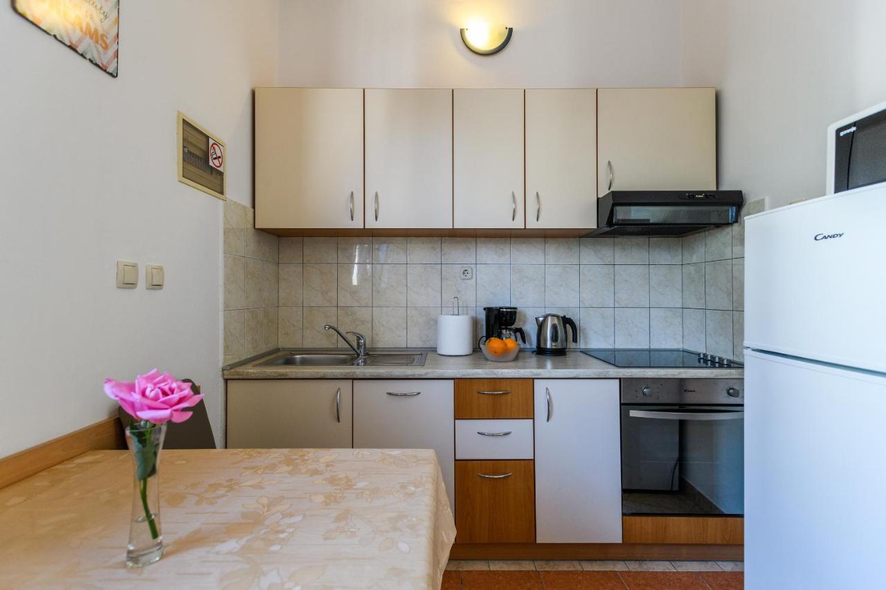 Apartmani Nena ザダル エクステリア 写真