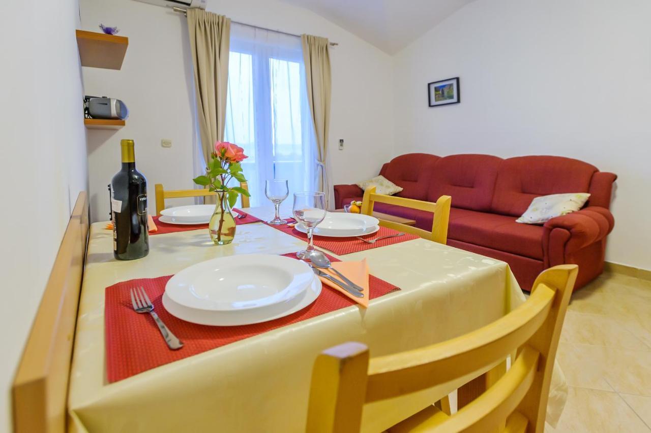Apartmani Nena ザダル エクステリア 写真
