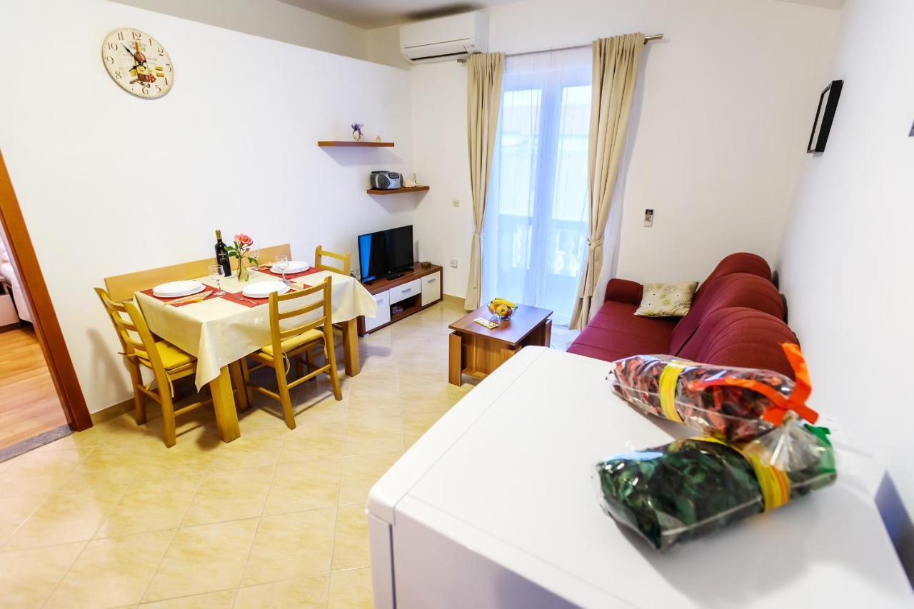 Apartmani Nena ザダル エクステリア 写真